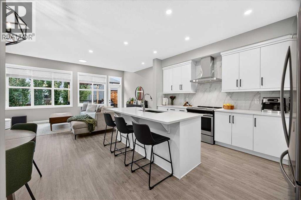 154 Masters Row Se, Calgary, Alberta  T3M 2R9 - Photo 3 - A2337267