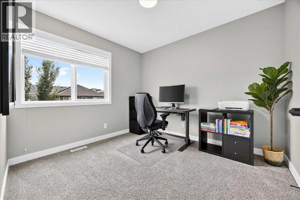 154 Masters Row Se, Calgary, Alberta  T3M 2R9 - Photo 33 - A2337267