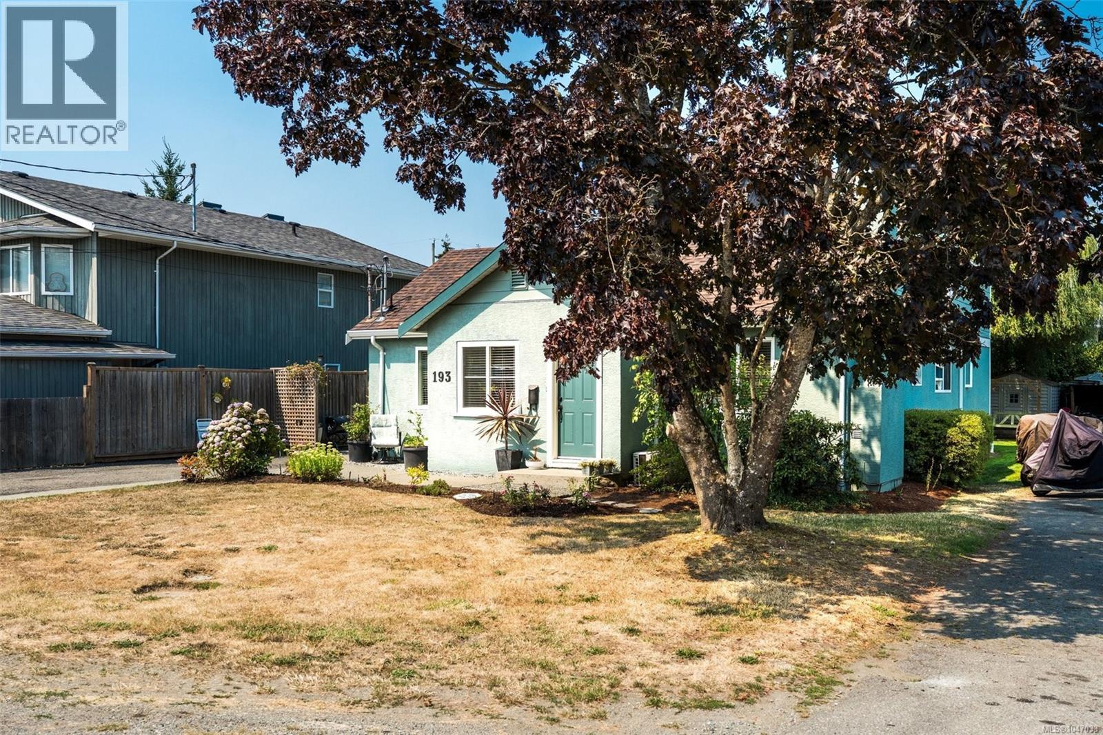 193 Quincy St, View Royal, British Columbia  V8Z 5E9 - Photo 3 - 1047033