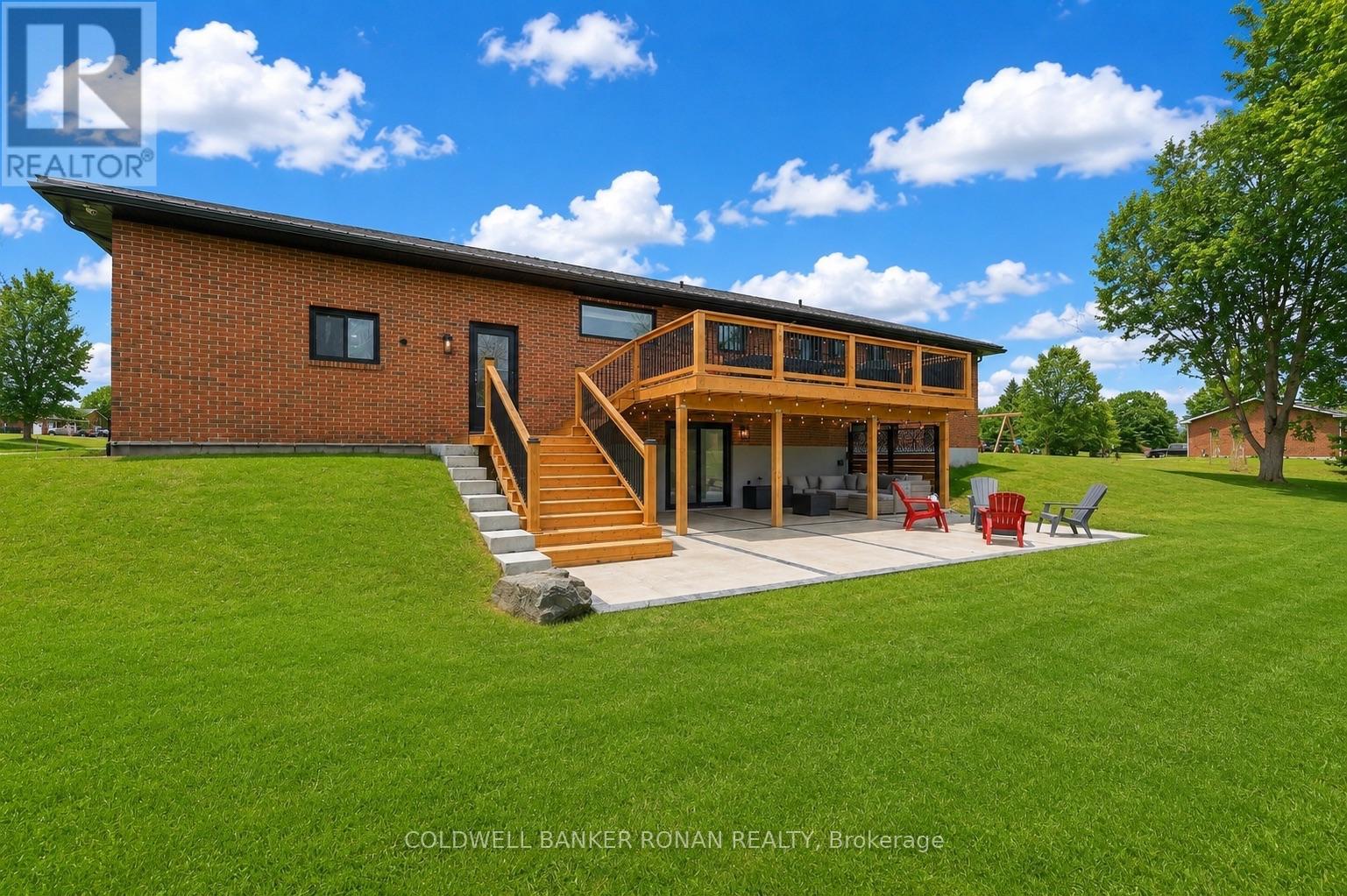 5 John Street, Adjala-Tosorontio, Ontario  L0G 1L0 - Photo 2 - N13467756