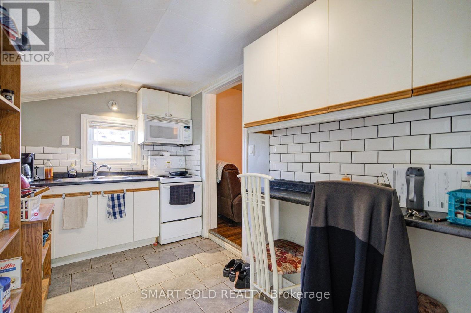 4096 Broughton Avenue, Niagara Falls, Ontario  L2E 3K6 - Photo 26 - X13629916
