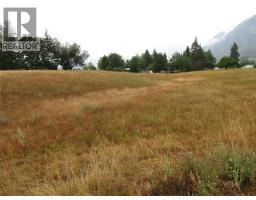 Lot 16 Pearson Road, Castlegar, British Columbia