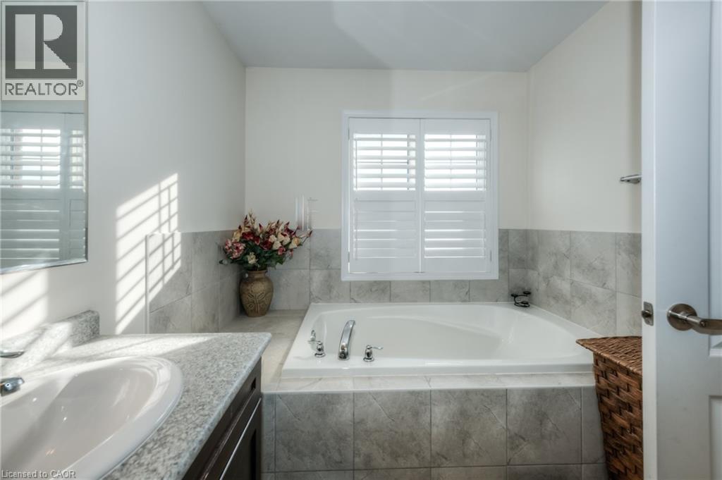 285 Seabrook Drive, Kitchener, Ontario  N2R 0G3 - Photo 26 - 40856075