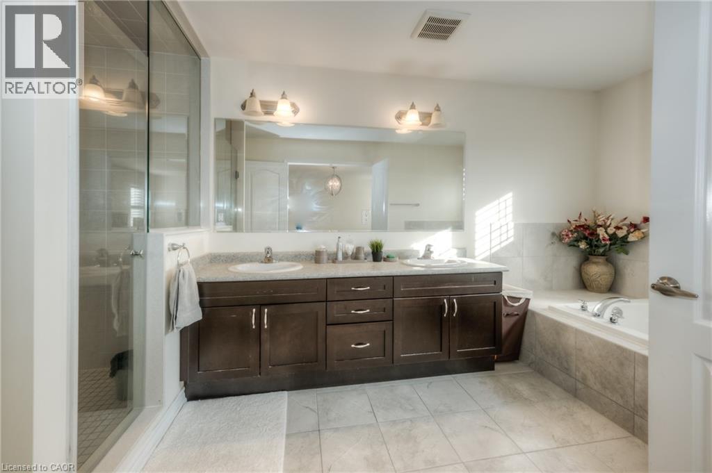 285 Seabrook Drive, Kitchener, Ontario  N2R 0G3 - Photo 25 - 40856075