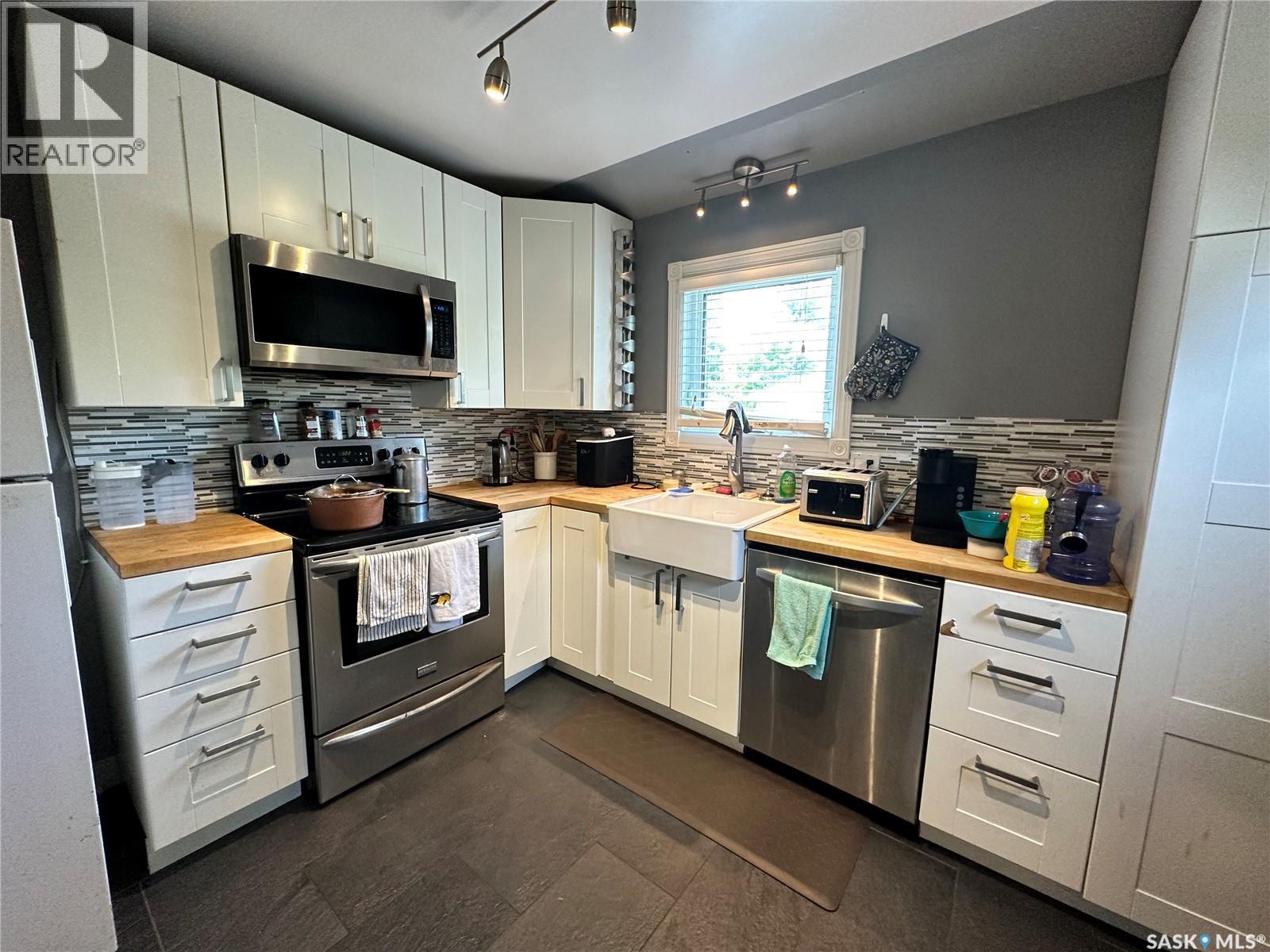 118 5th Avenue W, Melville, Saskatchewan  S0A 2P0 - Photo 6 - SK045701