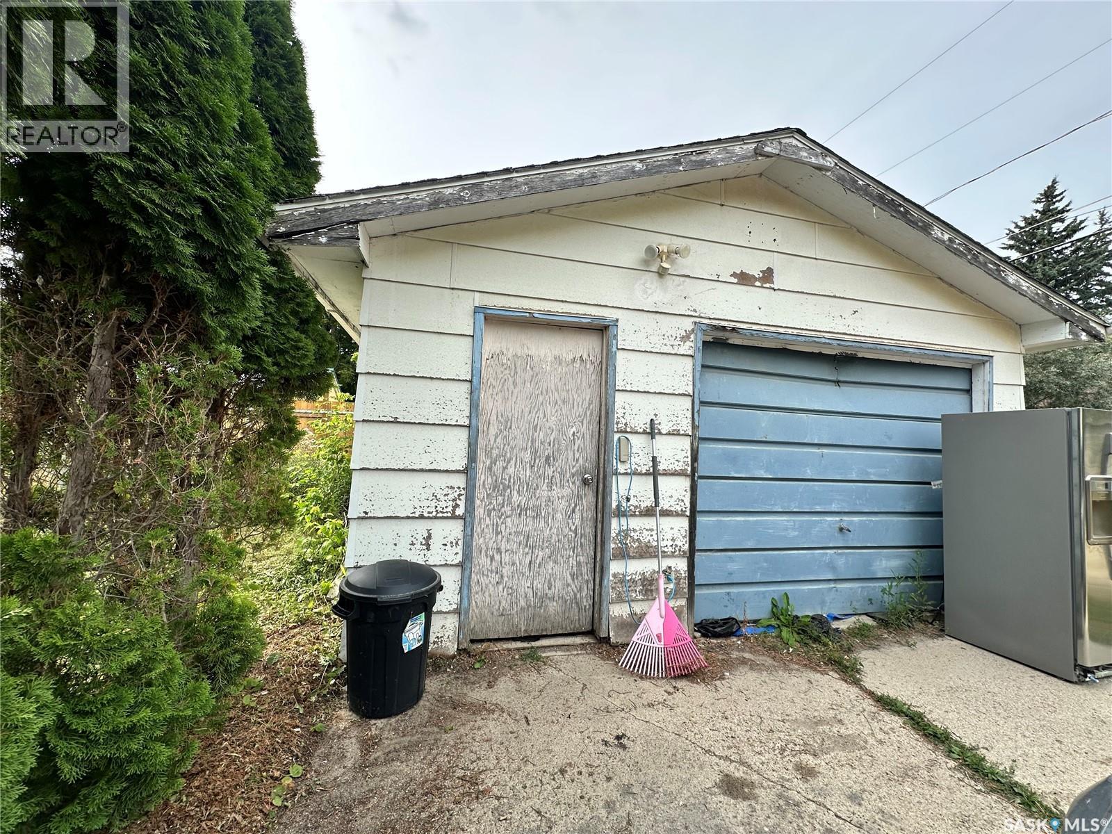 118 5th Avenue W, Melville, Saskatchewan  S0A 2P0 - Photo 4 - SK045701