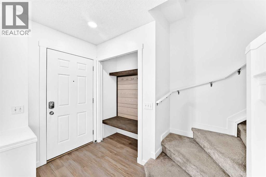 294 Elgin View Se, Calgary, Alberta  T2Z 4N6 - Photo 3 - A2327593