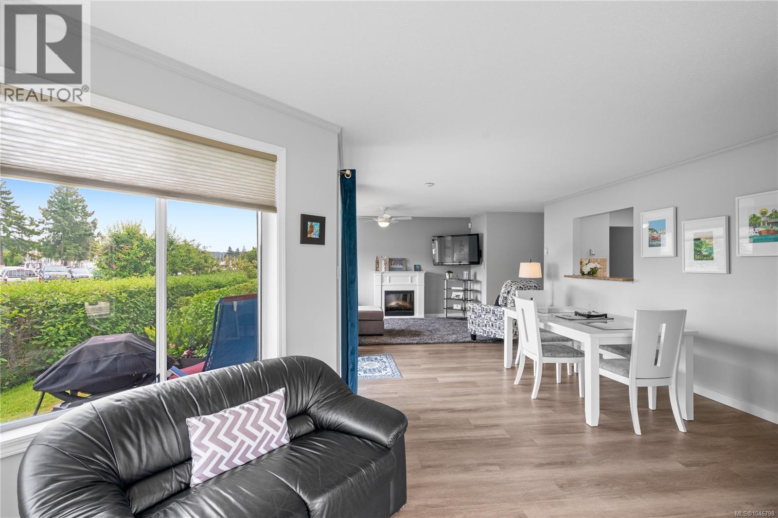 101 10431 Resthaven Dr, Sidney, British Columbia  V8L 3H6 - Photo 8 - 1046798