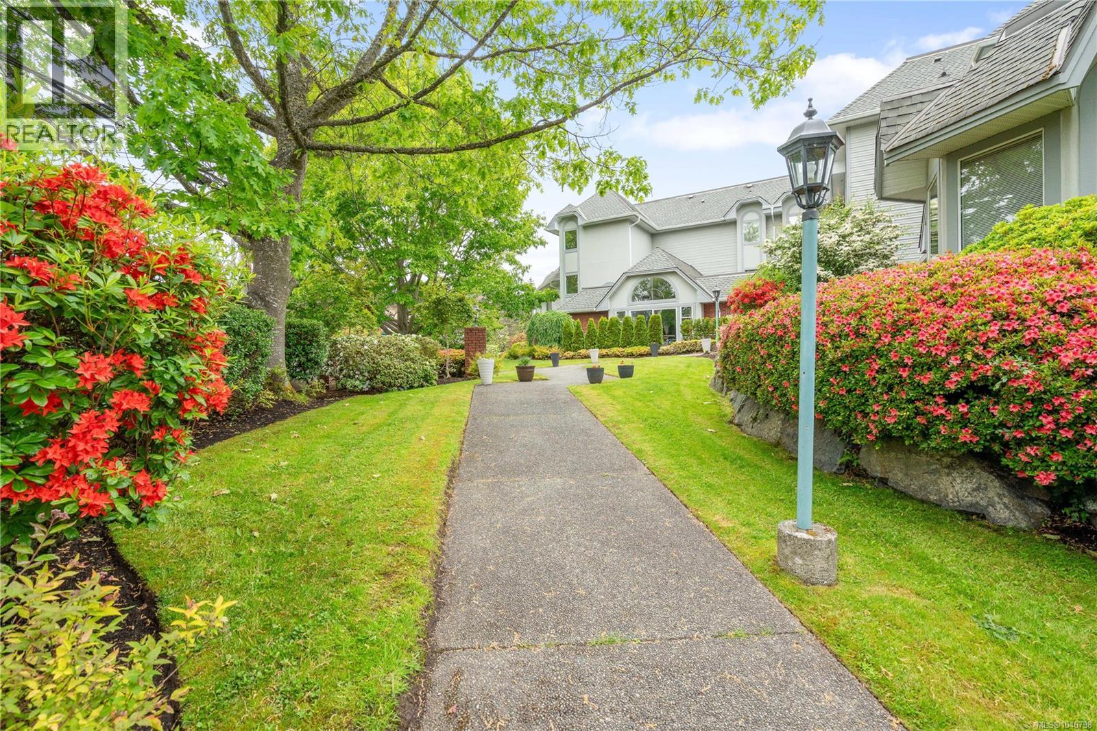 101 10431 Resthaven Dr, Sidney, British Columbia  V8L 3H6 - Photo 59 - 1046798