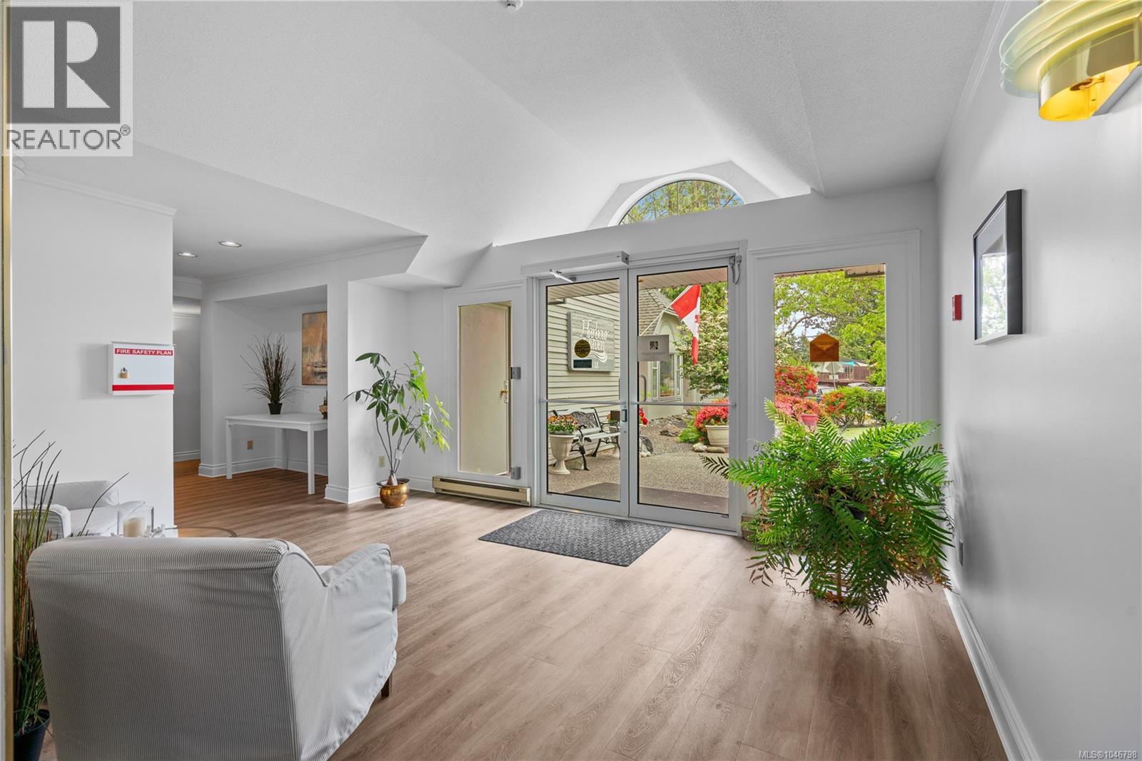 101 10431 Resthaven Dr, Sidney, British Columbia  V8L 3H6 - Photo 39 - 1046798