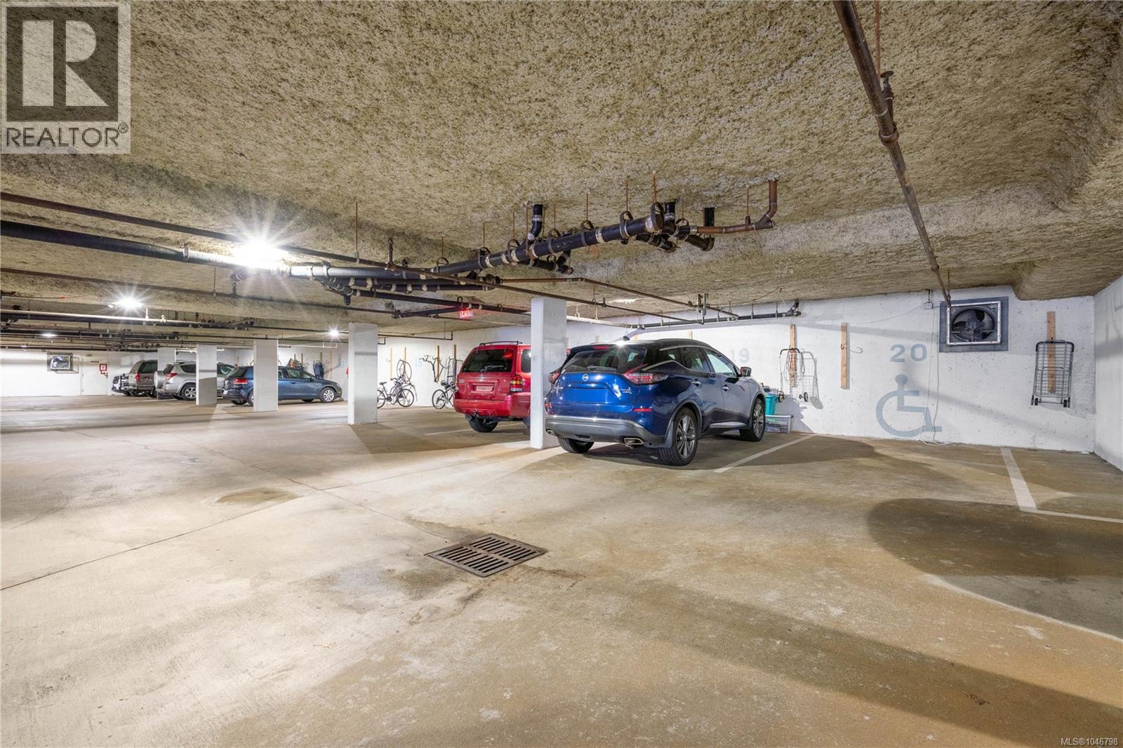101 10431 Resthaven Dr, Sidney, British Columbia  V8L 3H6 - Photo 44 - 1046798