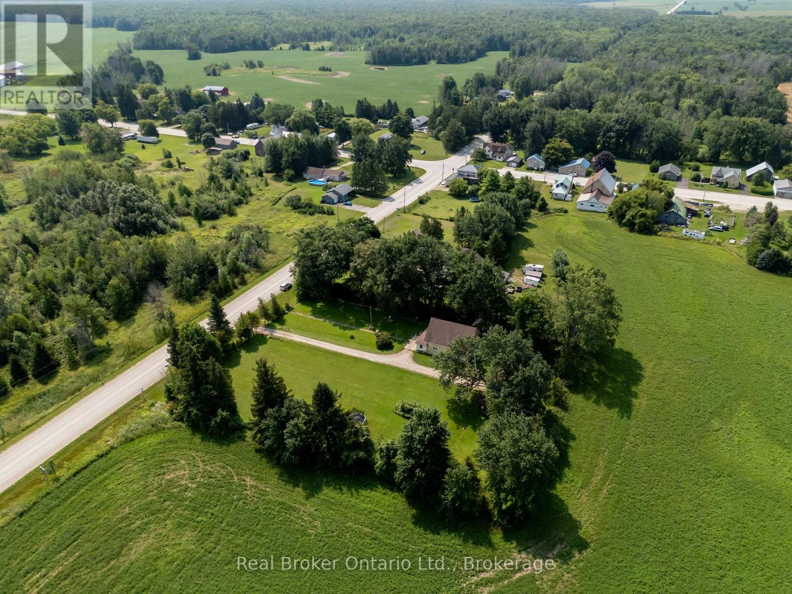 3047 Bruce 1 Road, Kincardine, Ontario  N0G 2T0 - Photo 4 - X13679648
