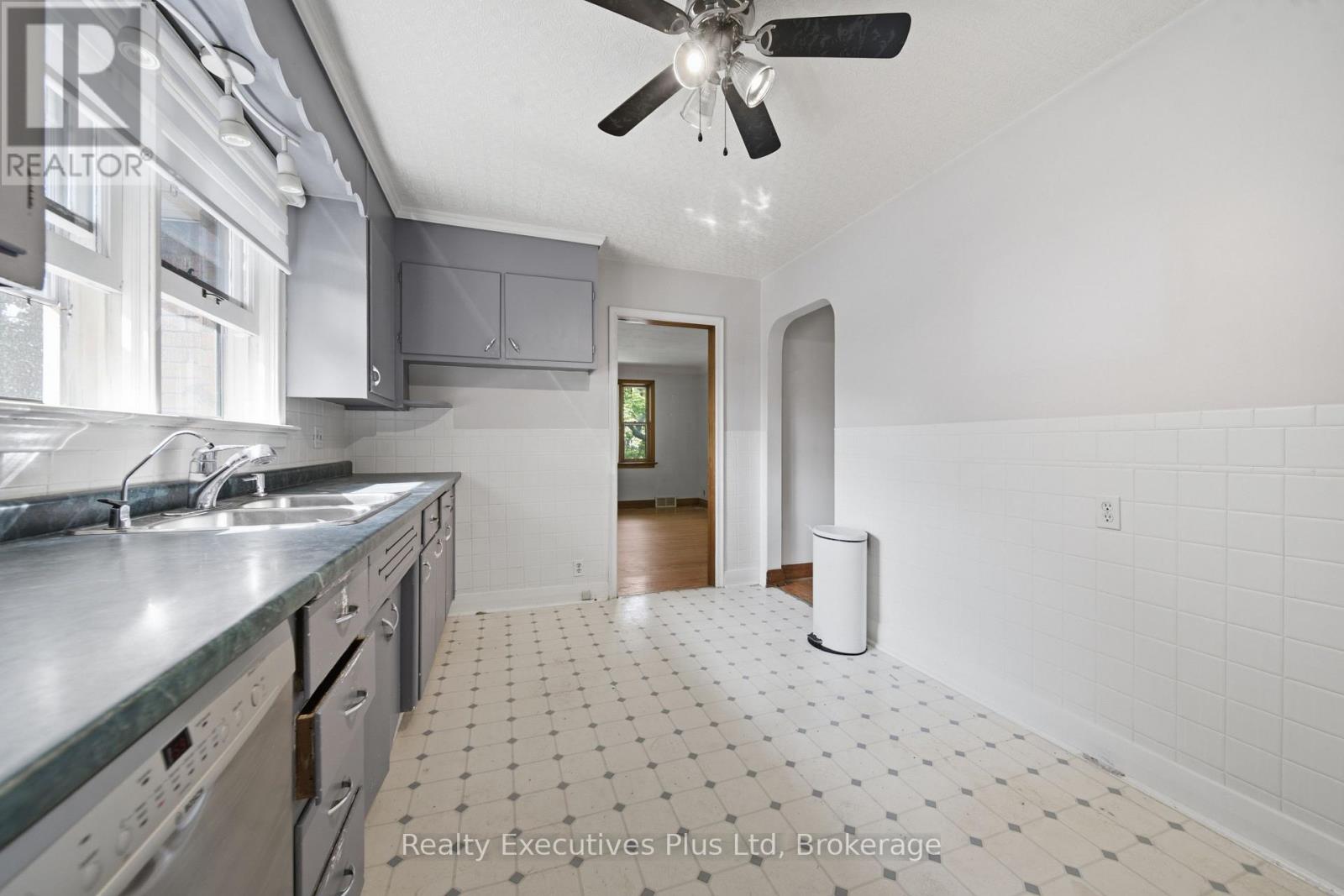 361 Metcalfe Street, Guelph (Riverside Park), Ontario  N1E 4Z5 - Photo 8 - X13679666