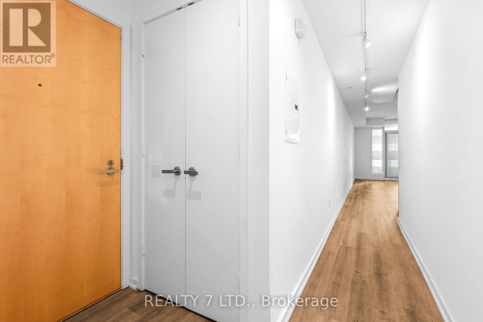1808 - 45 Charles Street E, Toronto, Ontario M4Y 0B8 - Photo 11 - C13679674