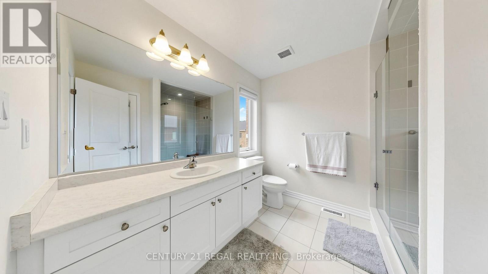 1403 Longspur Trail, Pickering, Ontario  L1X 0N2 - Photo 22 - E13679662