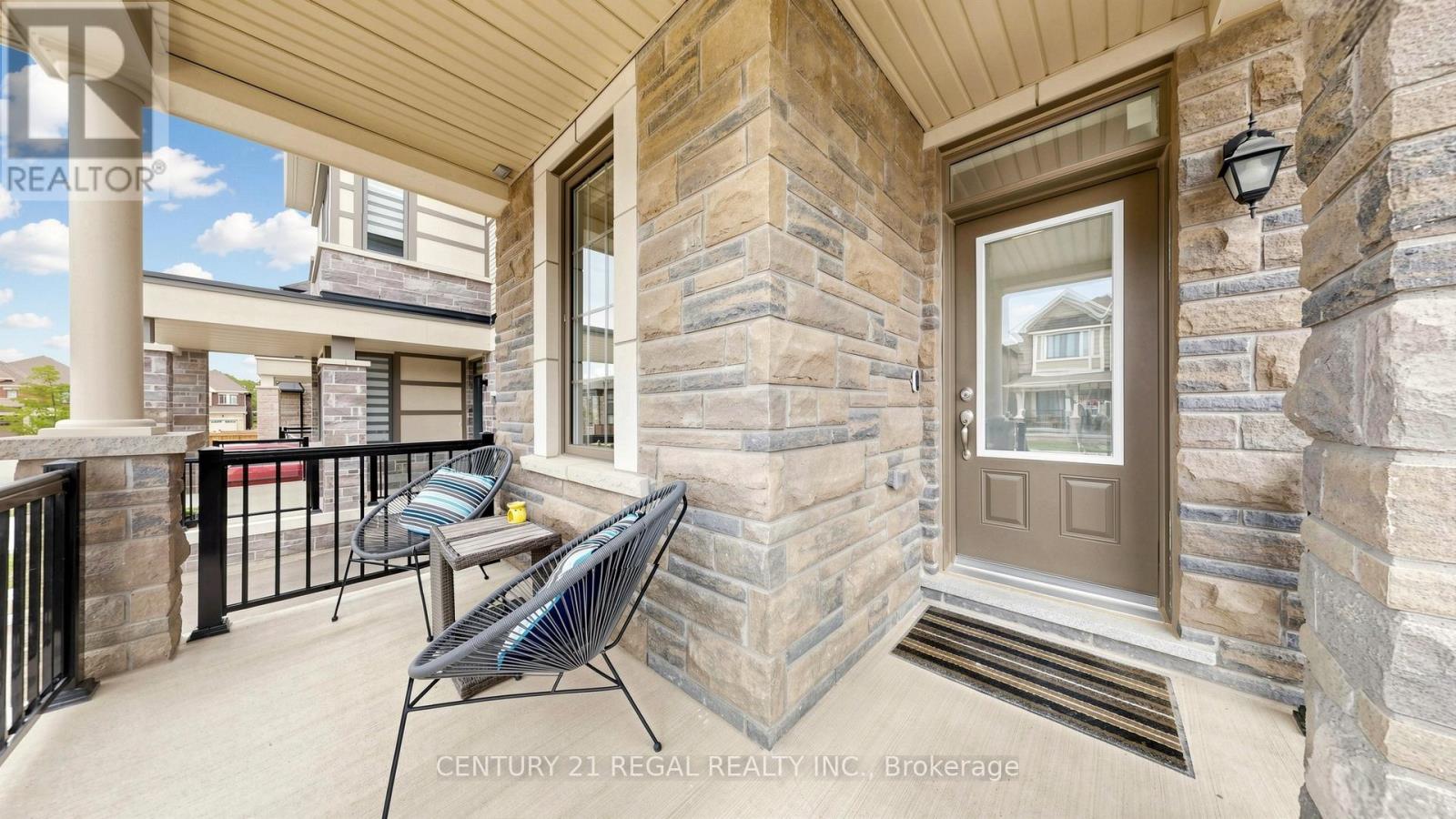 1403 Longspur Trail, Pickering, Ontario  L1X 0N2 - Photo 3 - E13679662