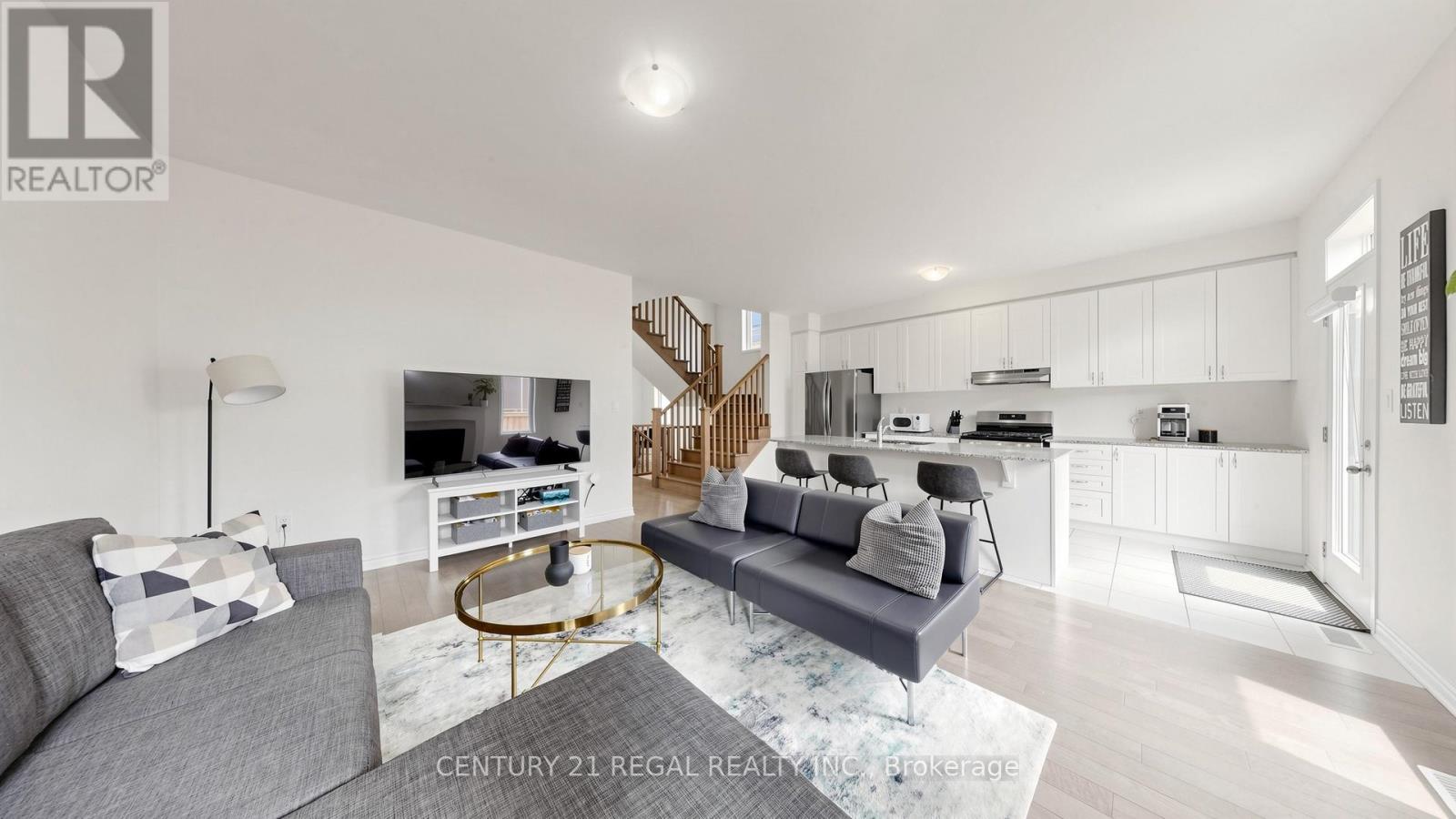 1403 Longspur Trail, Pickering, Ontario  L1X 0N2 - Photo 5 - E13679662