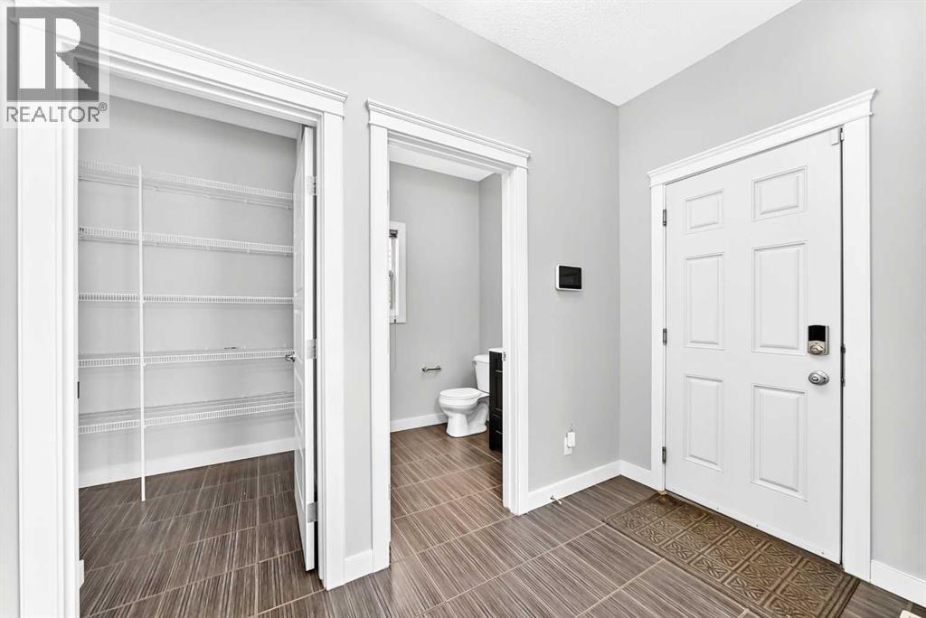 325 Evanspark Gardens Nw, Calgary, Alberta  T3P 0G6 - Photo 17 - A2326636