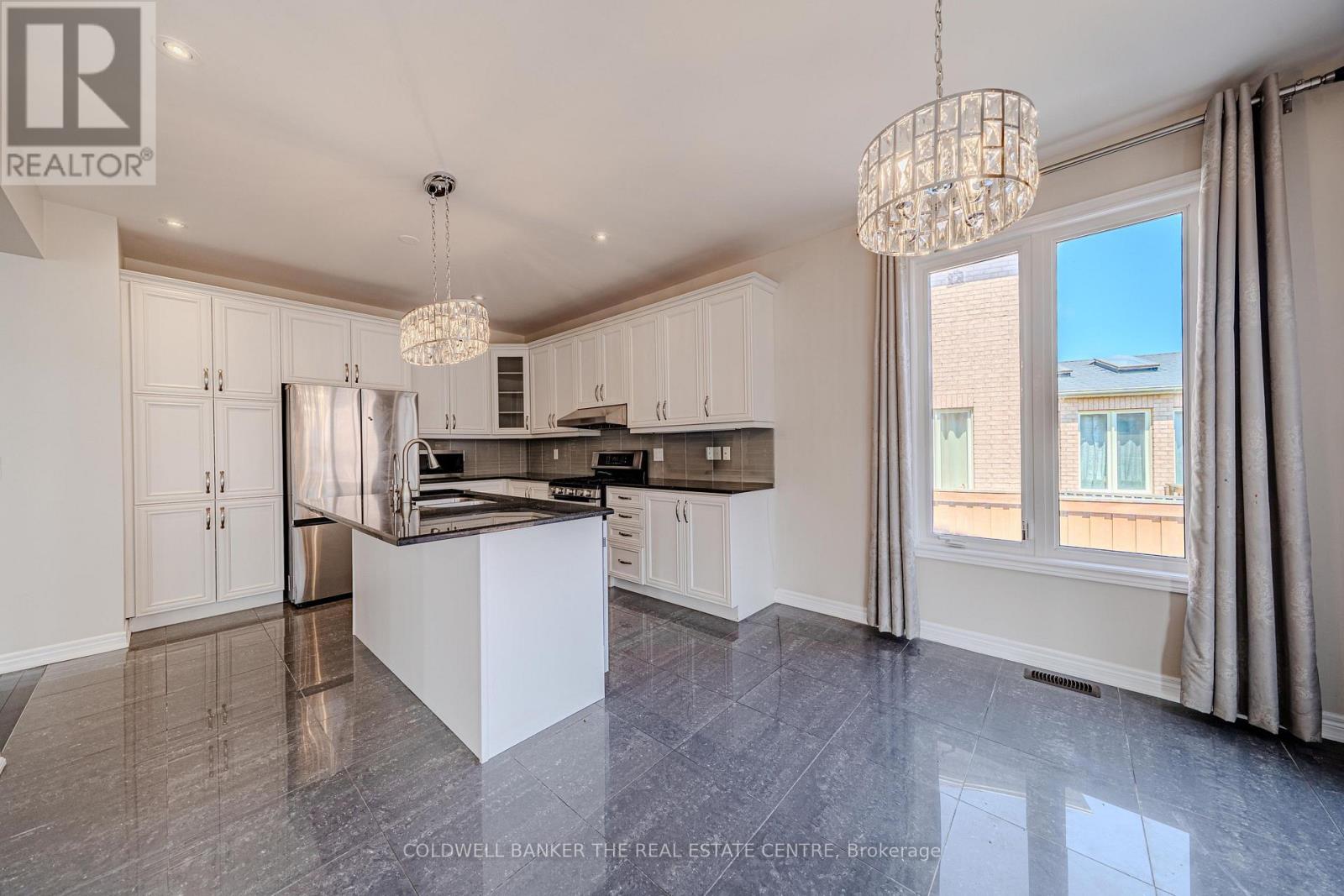 15 Military Court, Richmond Hill, Ontario L4E 0M3 - Photo 8 - N13679628