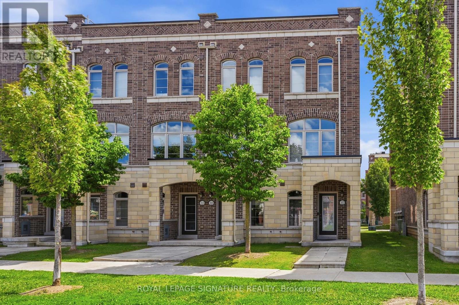 306 JOHN DAVIS GATE, Whitchurch-Stouffville, Ontario