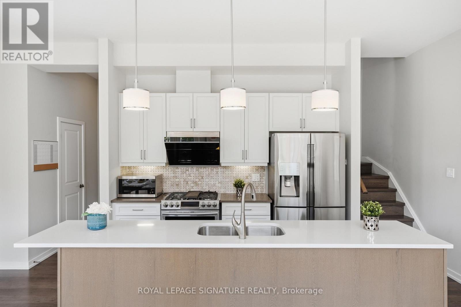 306 John Davis Gate, Whitchurch-Stouffville, Ontario L4A 1X1 - Photo 14 - N13679638
