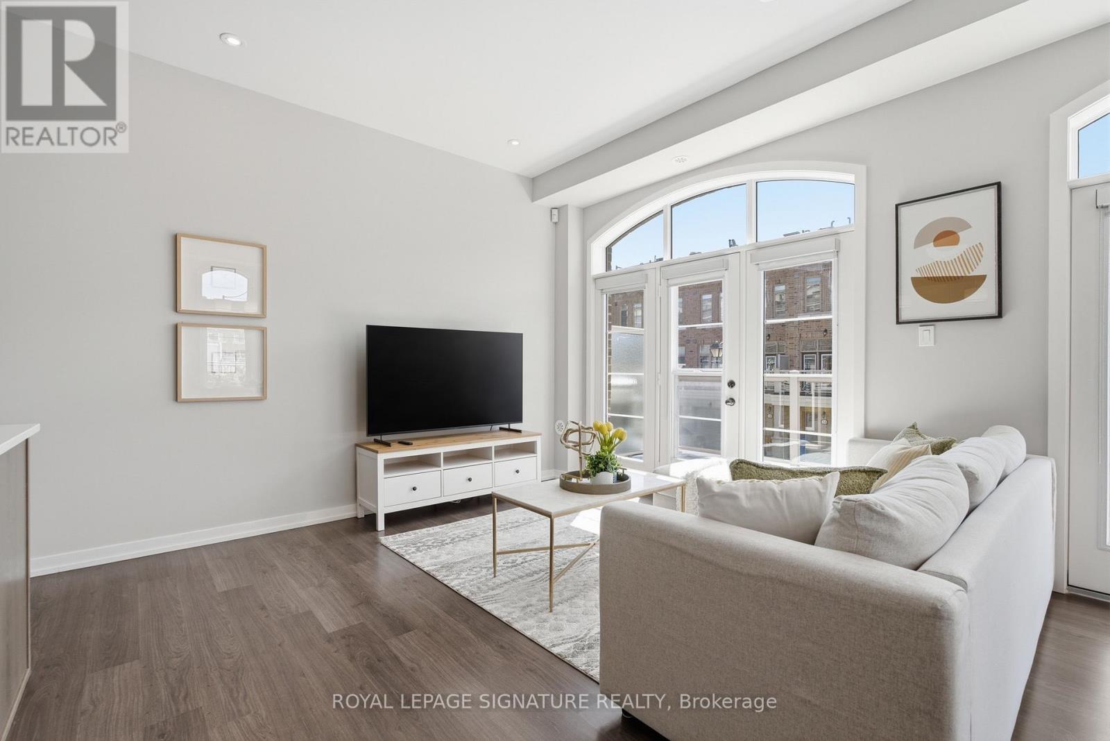 306 John Davis Gate, Whitchurch-Stouffville, Ontario L4A 1X1 - Photo 8 - N13679638