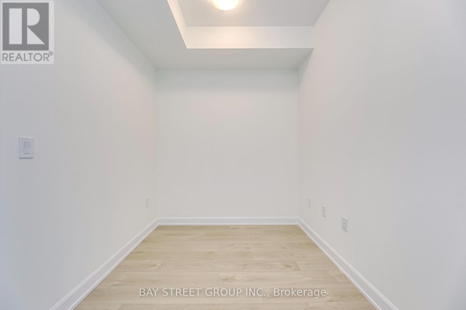 520 - 3200 William Coltson Avenue, Oakville, Ontario  L6H 7C2 - Photo 10 - W13679642