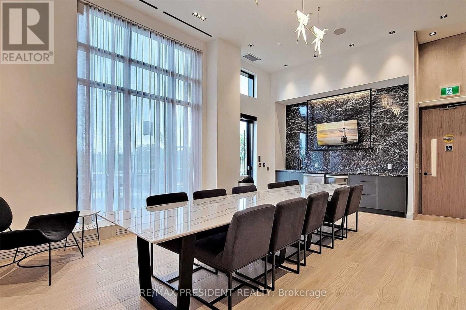 112 - 60 George Butchart Drive, Toronto, Ontario  M3K 2C5 - Photo 27 - W13679656