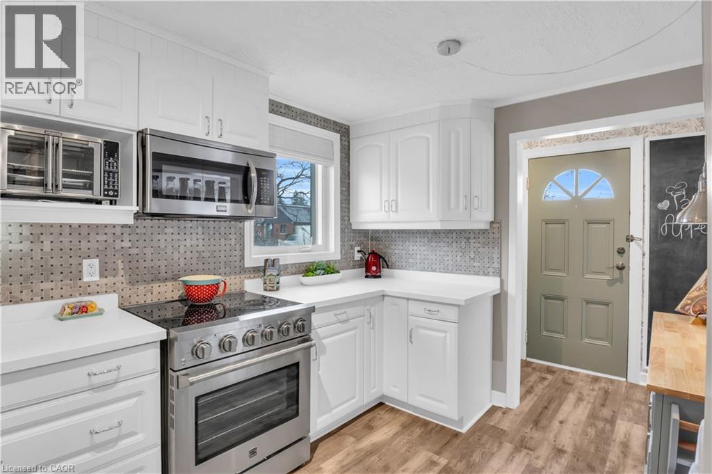 296 Weber Street E, Kitchener, Ontario  N2H 1G2 - Photo 4 - 40856088