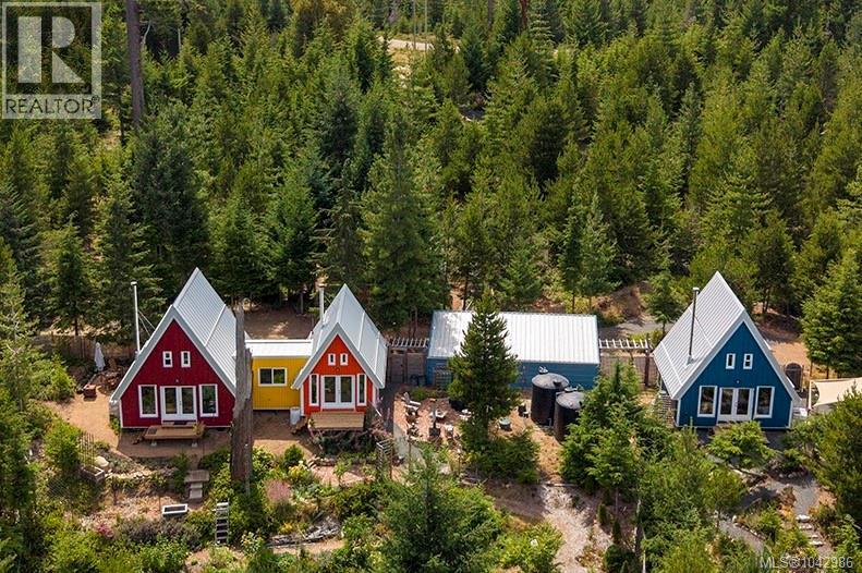 4150 Pinecrest Rd, Denman Island, British Columbia