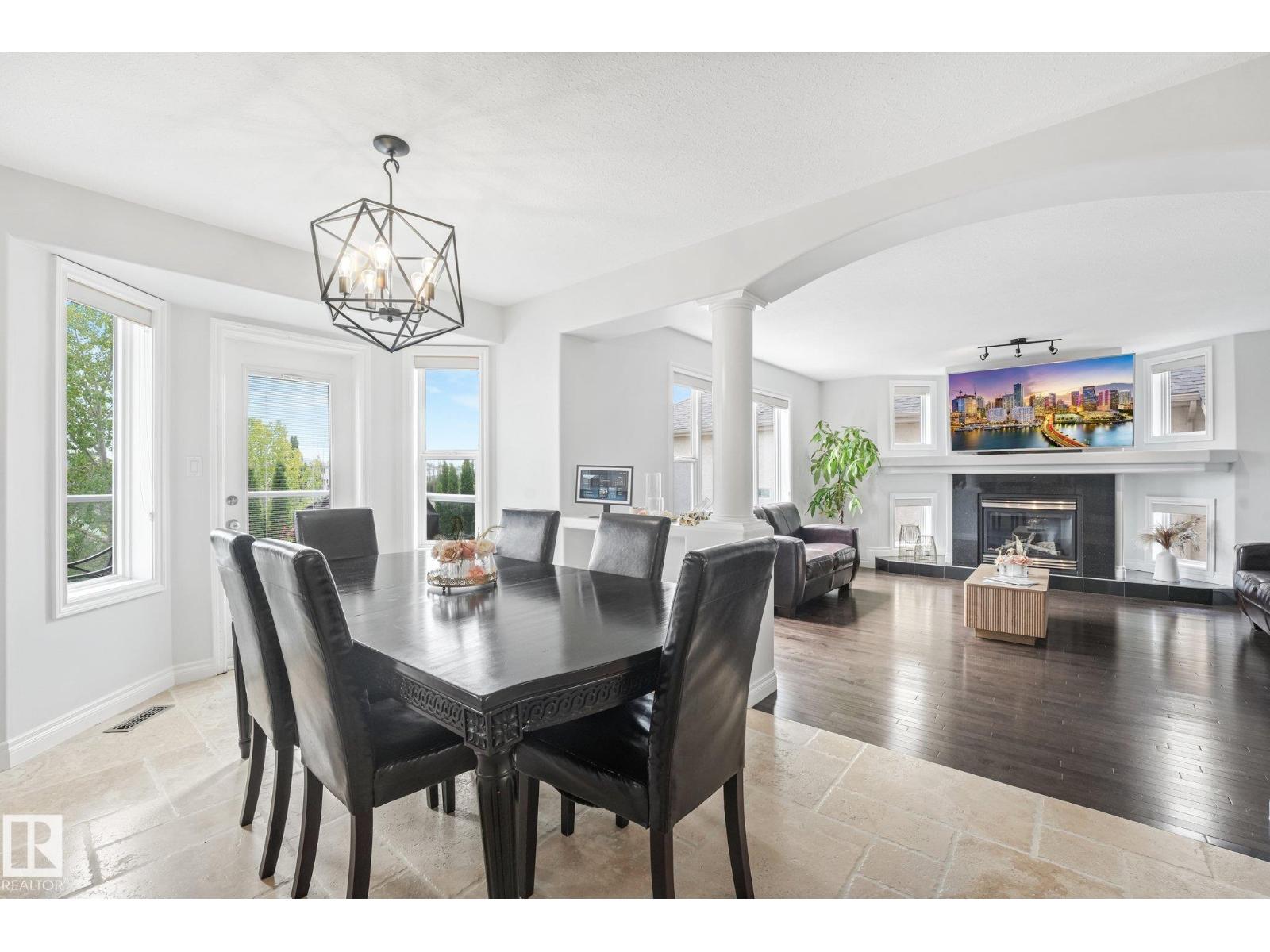 1117 Klarvatten Cove Cv NW, Edmonton, Alberta  T5Z 3N3 - Photo 16 - E4503973