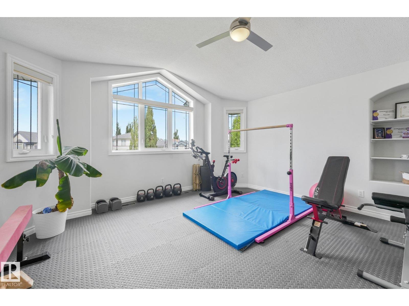 1117 Klarvatten Cove Cv NW, Edmonton, Alberta  T5Z 3N3 - Photo 36 - E4503973