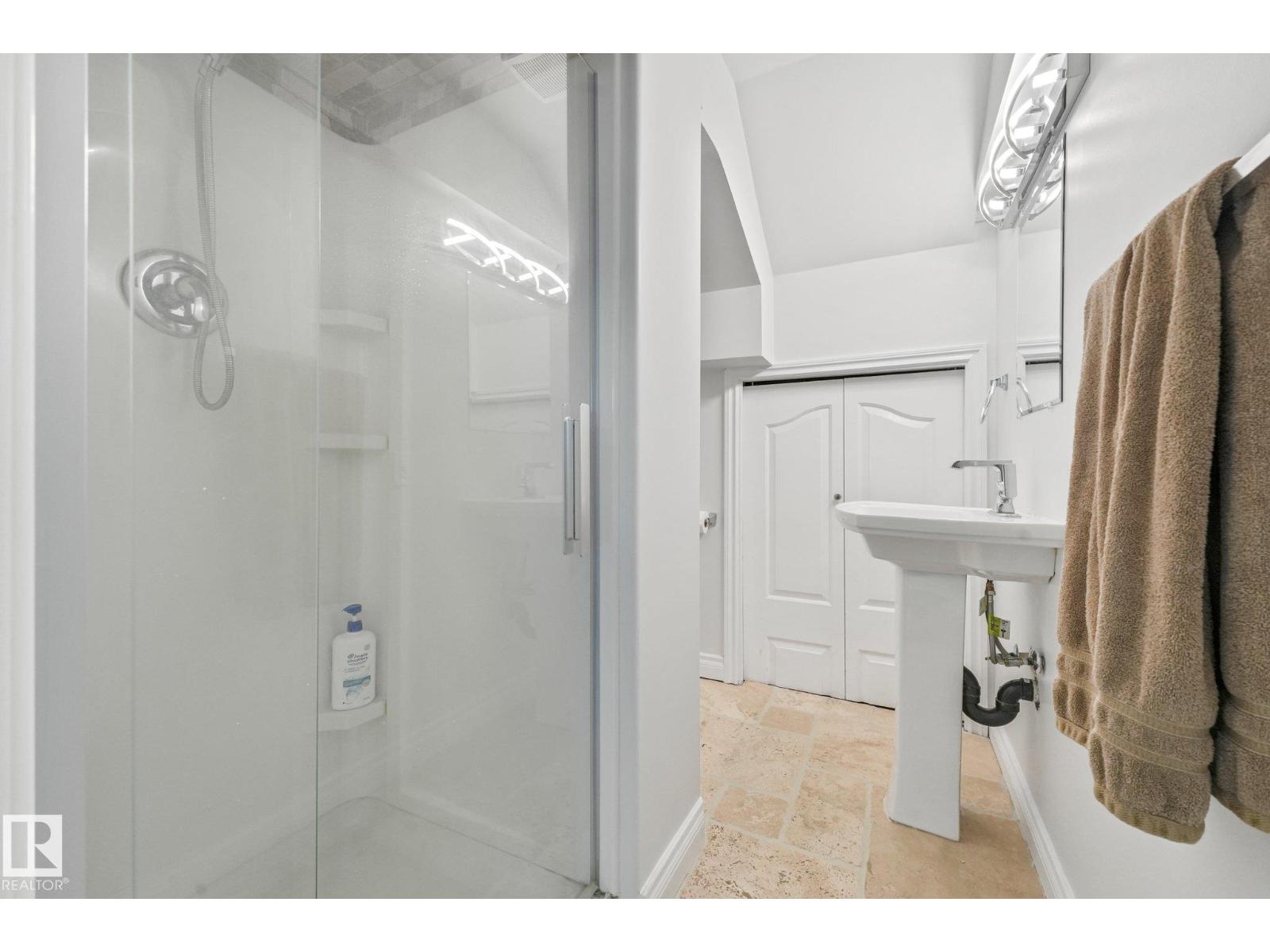 1117 Klarvatten Cove Cv NW, Edmonton, Alberta  T5Z 3N3 - Photo 53 - E4503973