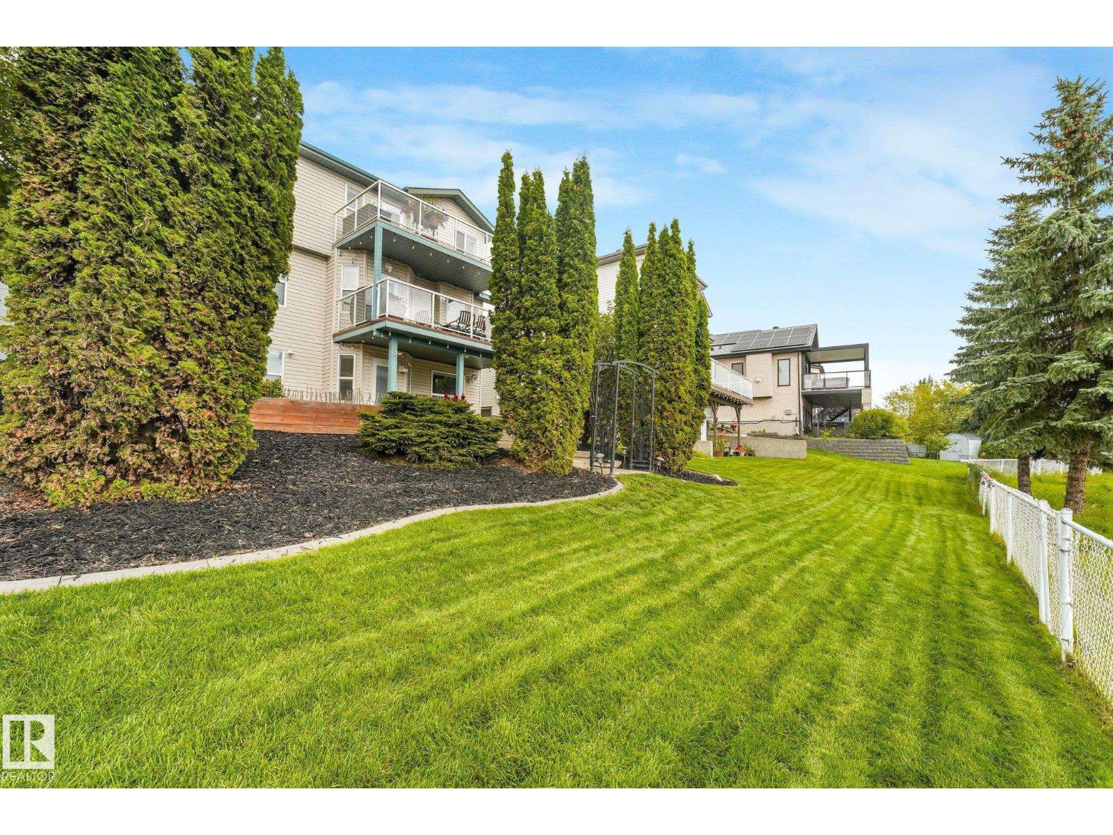 1117 Klarvatten Cove Cv NW, Edmonton, Alberta  T5Z 3N3 - Photo 63 - E4503973