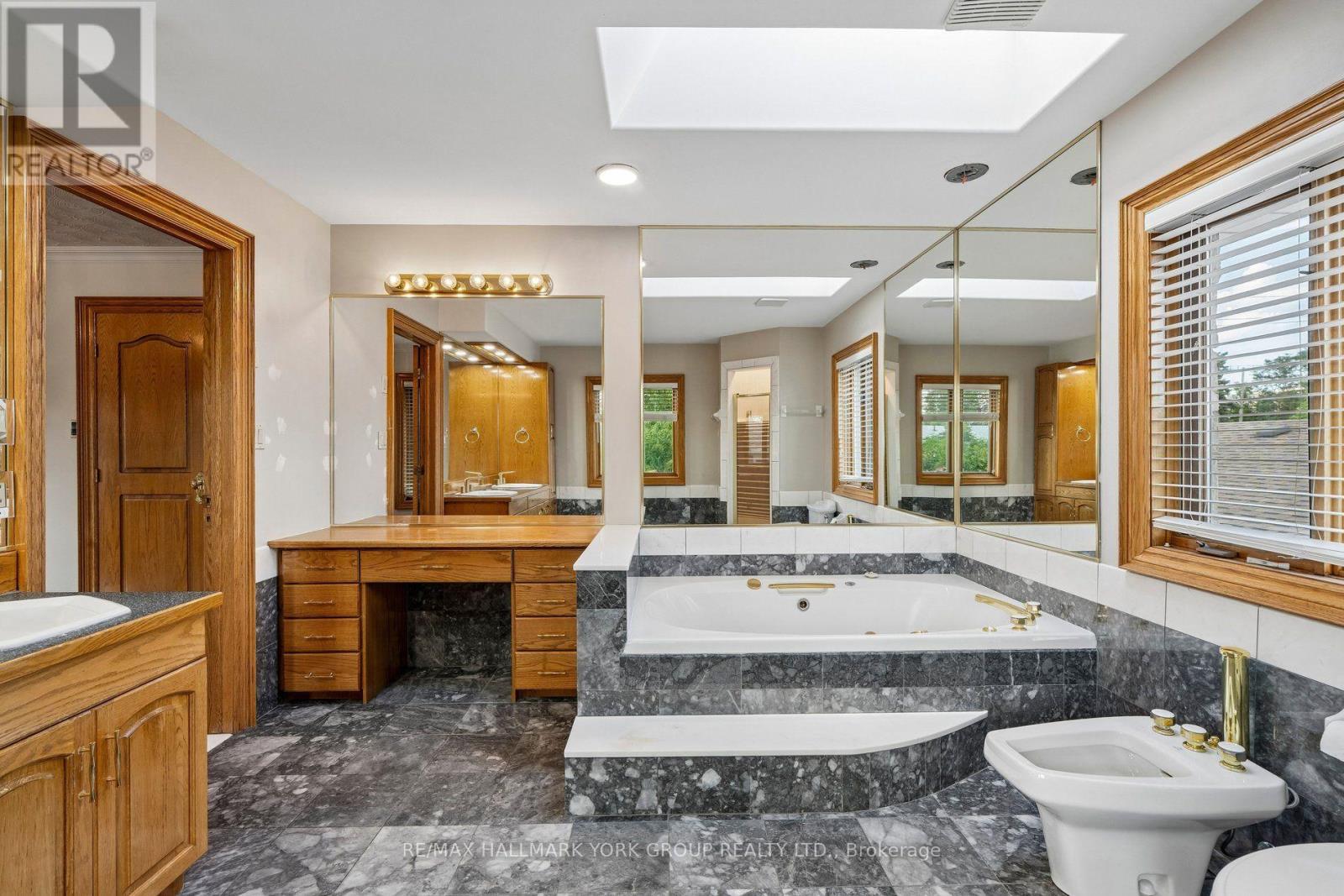 M/f&2/f - 185 Goulding Avenue, Toronto, Ontario  M2R 2P3 - Photo 31 - C13674094