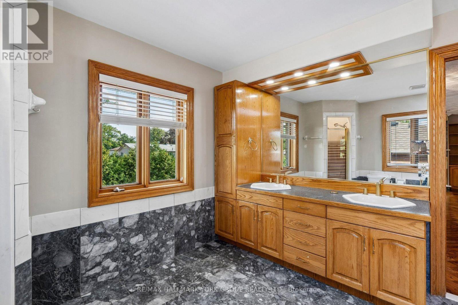 M/f&2/f - 185 Goulding Avenue, Toronto, Ontario  M2R 2P3 - Photo 34 - C13674094