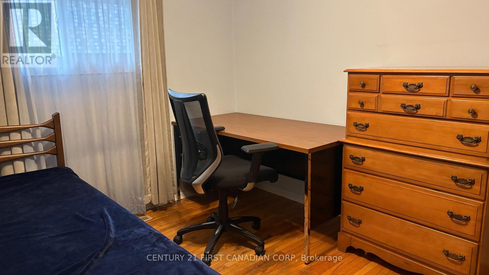 Room 2 - 460 Castlegrove Boulevard, London North, Ontario  N6G 1K8 - Photo 8 - X13679686