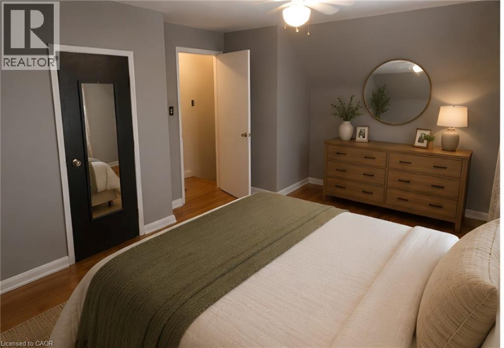 274 East 38th Street, Hamilton, Ontario  L8V 4G3 - Photo 16 - 40850602