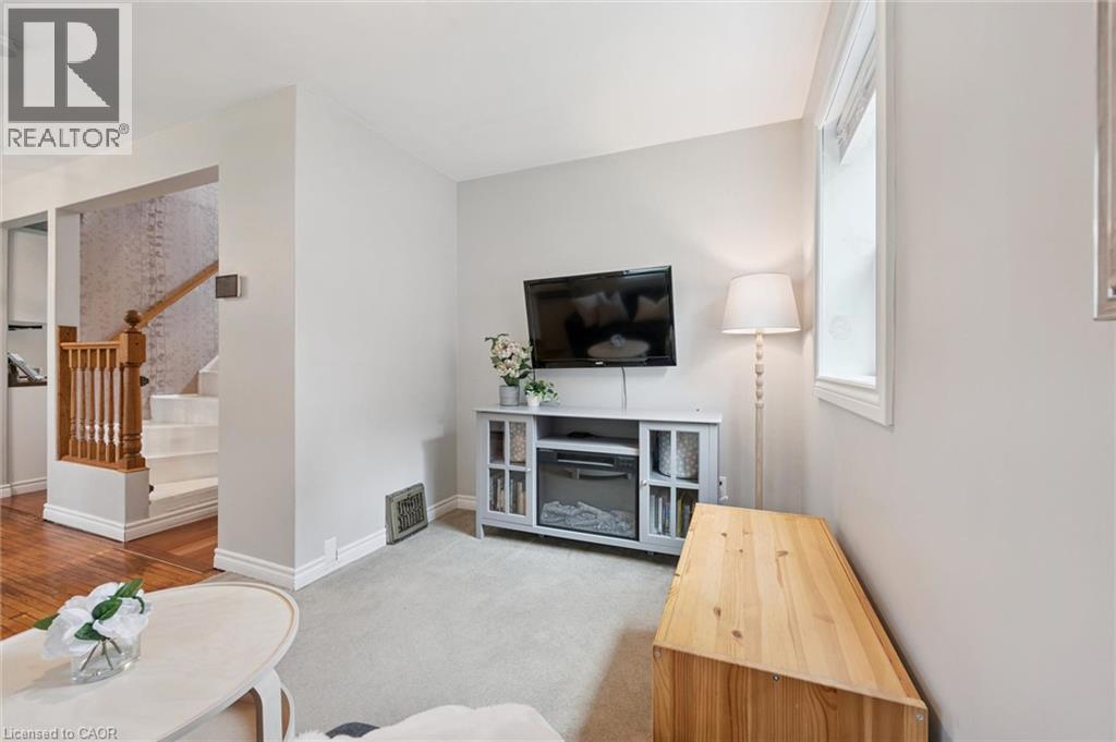 38 Belmont Avenue E, Kitchener, Ontario  N2M 4B9 - Photo 10 - 40854261