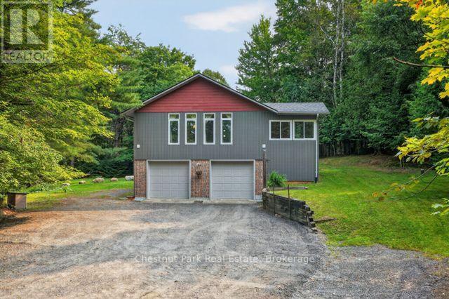 1039 South Waseosa Lake Road, Huntsville, Ontario P1H 2N5 - Photo 2 - X13679692