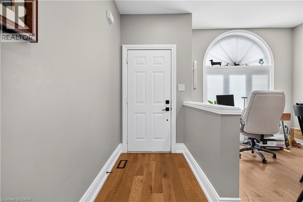 92 Morrison Crescent, Grimsby, Ontario  L3M 5K5 - Photo 4 - 40855989