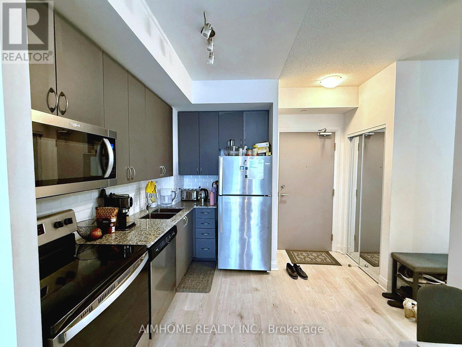 618 - 3220 Sheppard Avenue E, Toronto, Ontario  M1T 0B7 - Photo 3 - E13679754