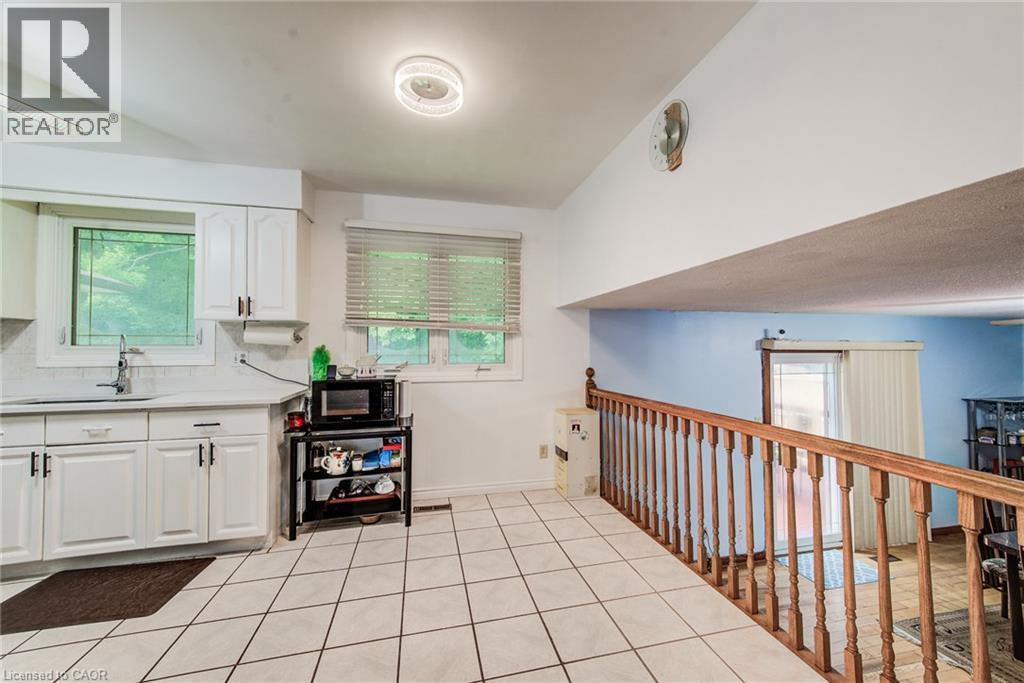 282 Driftwood Drive, Kitchener, Ontario  N2N 1X6 - Photo 14 - 40854867