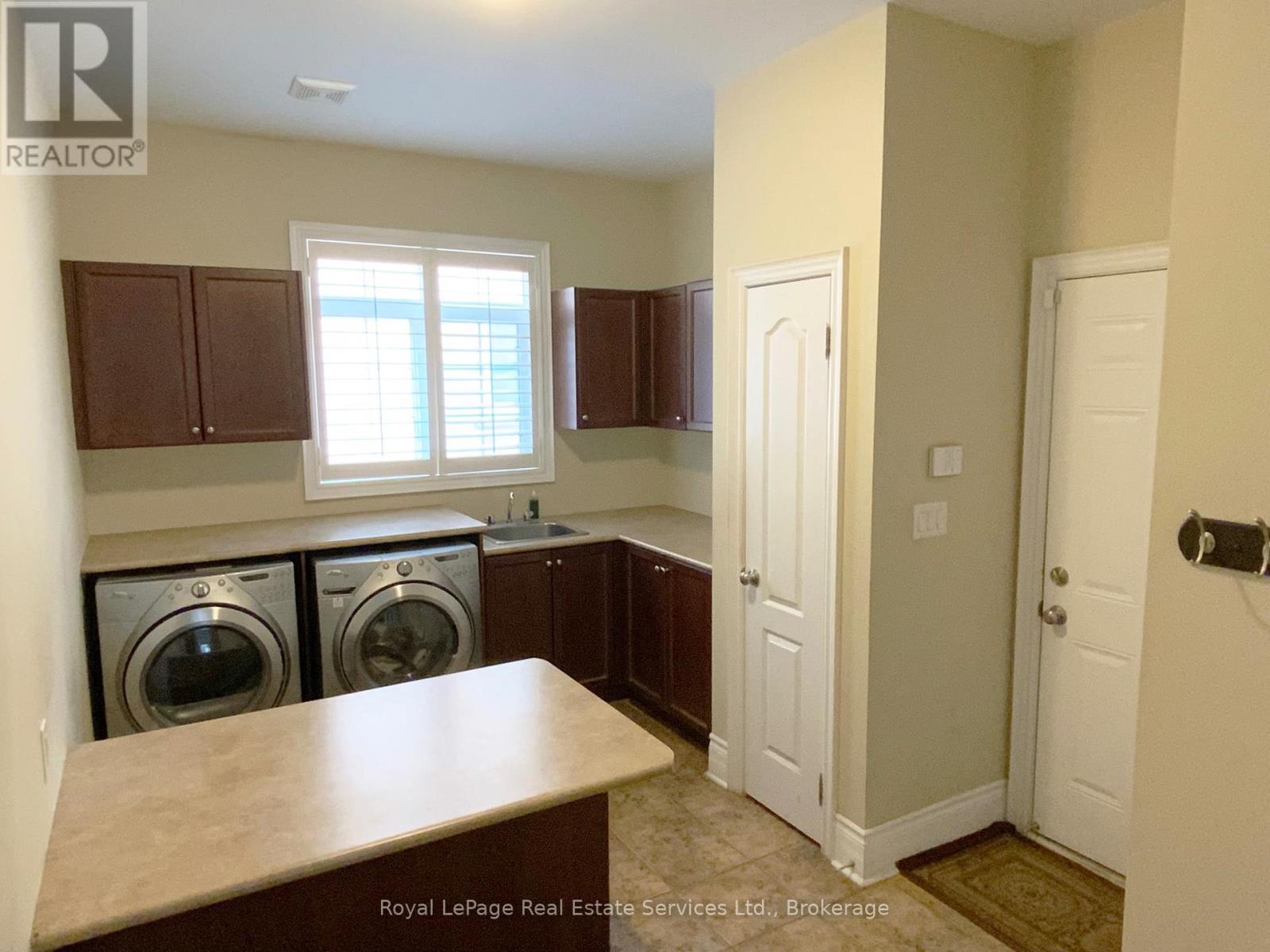 3385 Liptay Avenue, Oakville, Ontario  L6M 0M8 - Photo 33 - W13662826