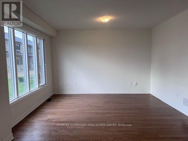 319 Bergamot Avenue, Milton, Ontario  L9E 2G1 - Photo 3 - W13679714