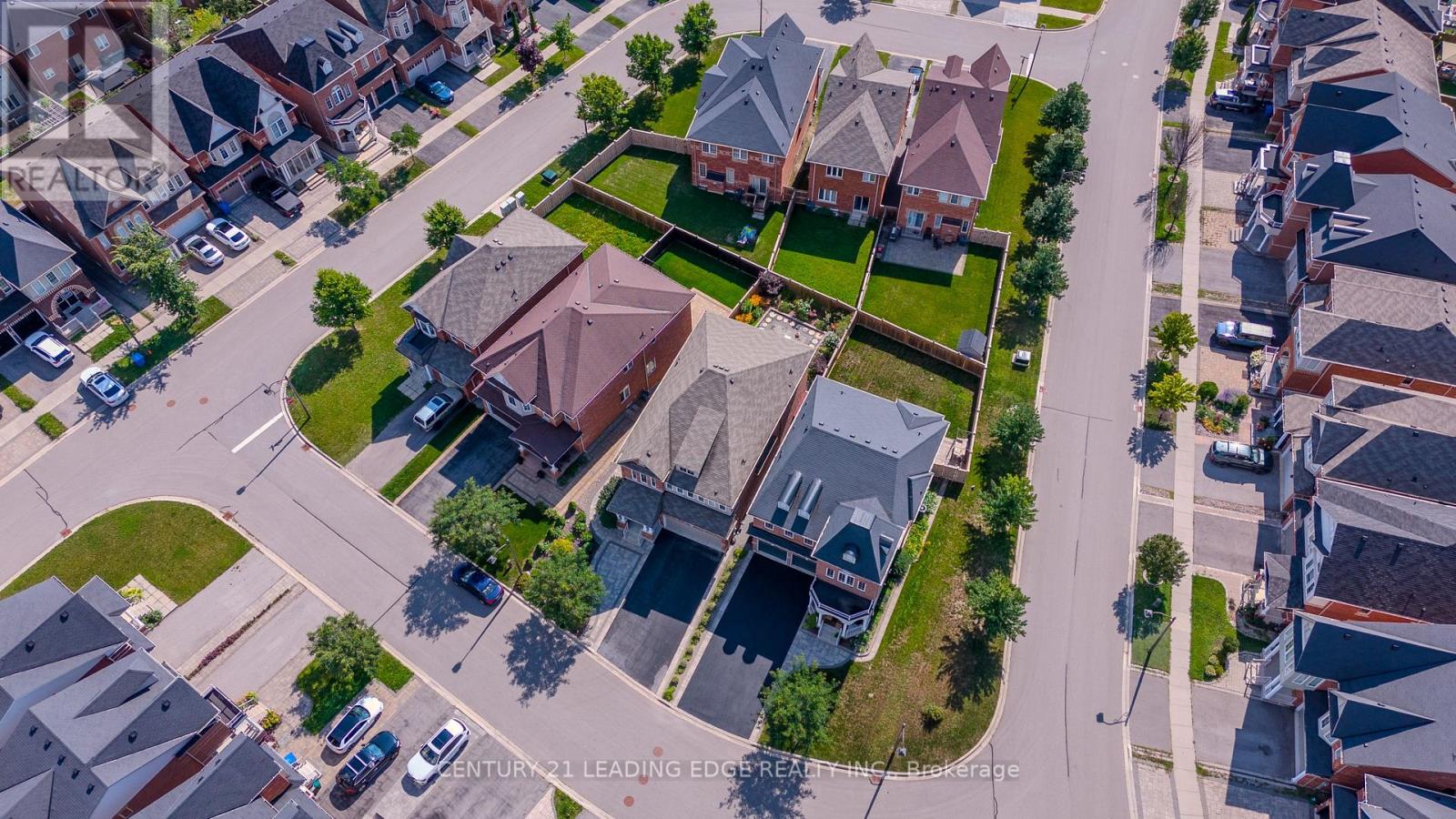 14 Clarinet Lane, Whitchurch-Stouffville, Ontario  L4A 4N1 - Photo 2 - N13678396