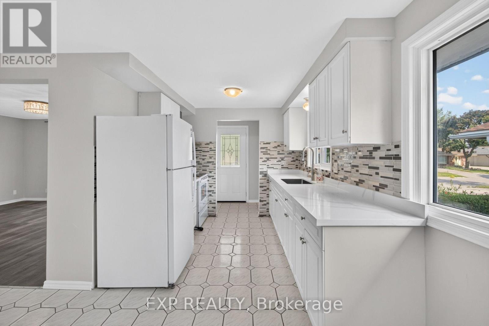 51 Appalachian Crescent, Kitchener, Ontario  N2E 1A3 - Photo 10 - X13679742
