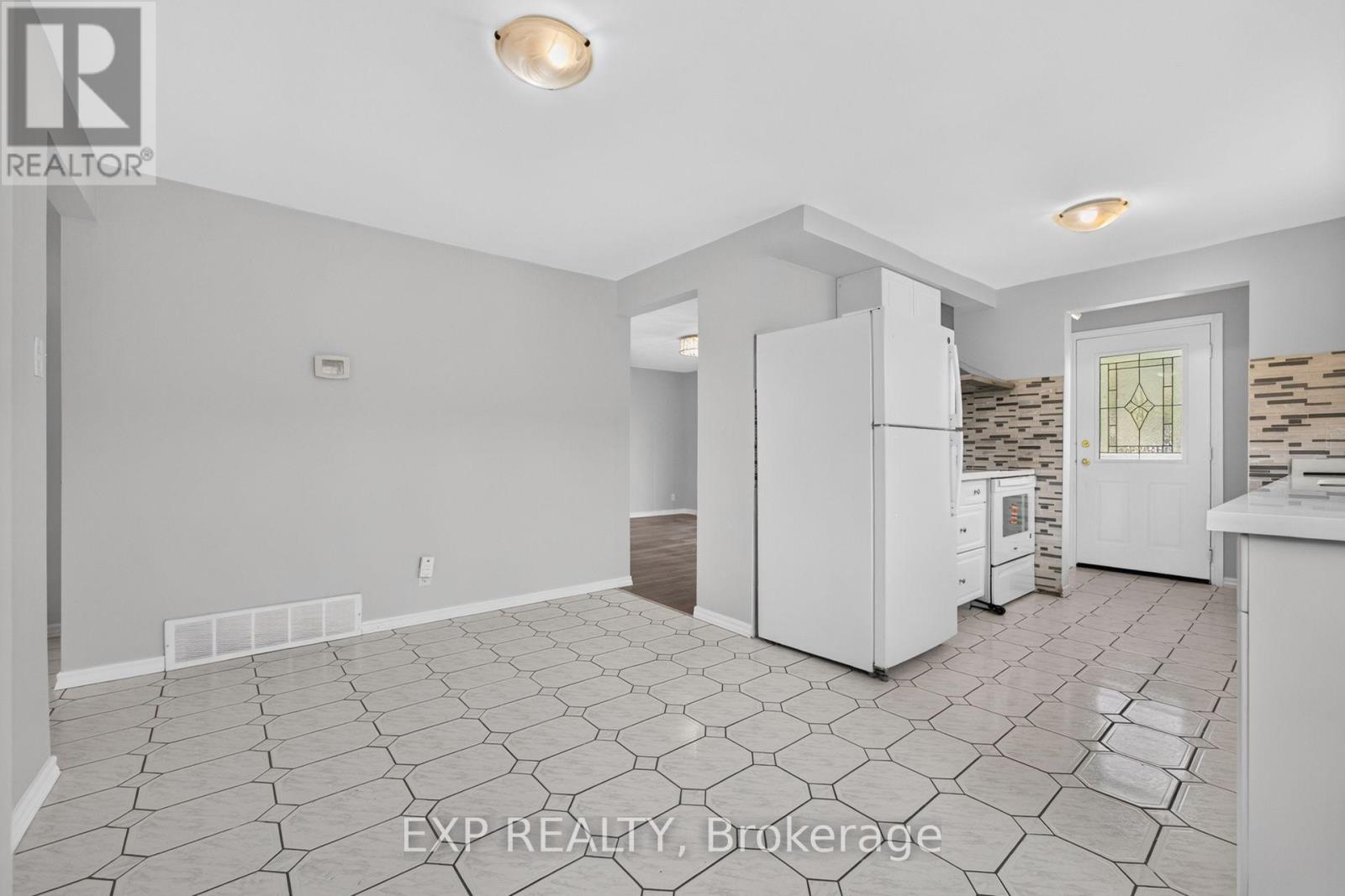 51 Appalachian Crescent, Kitchener, Ontario  N2E 1A3 - Photo 6 - X13679742