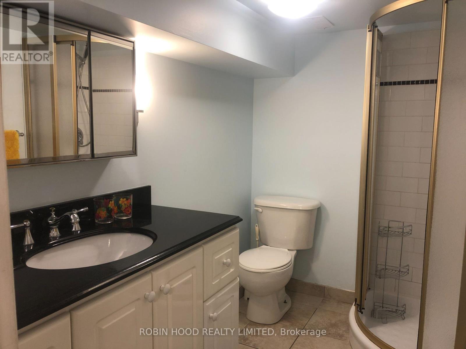 Main House - 178 Bellefair Avenue, Toronto, Ontario  M4L 3T9 - Photo 32 - X13679758