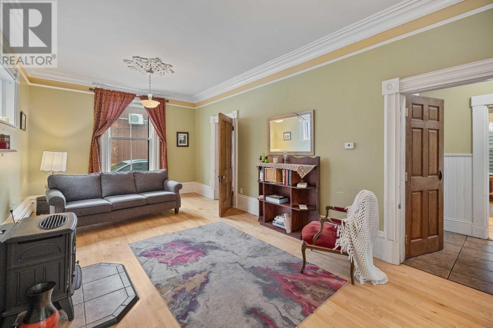206 Sydney Street, Charlottetown, Prince Edward Island  C1A 1G8 - Photo 6 - 202620701